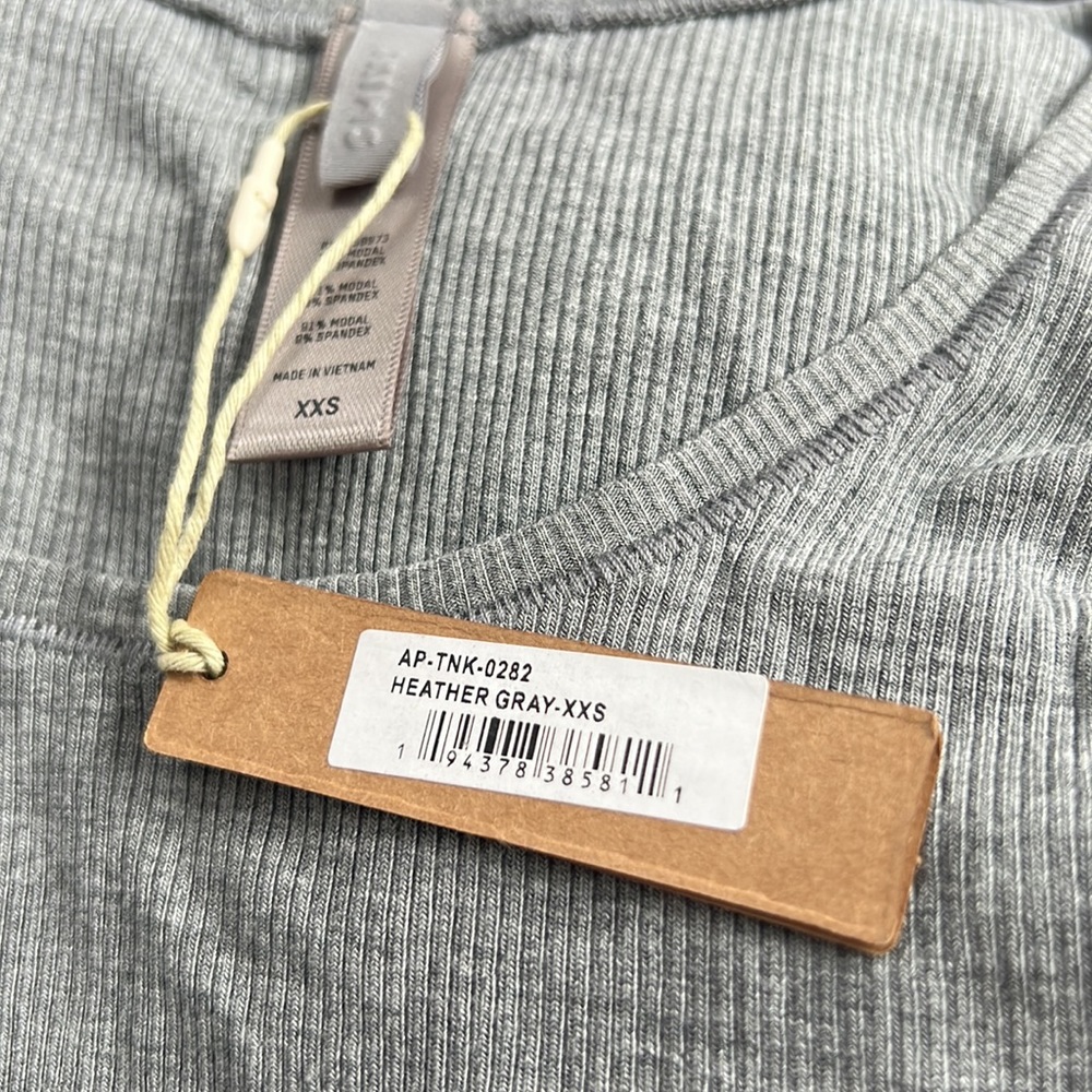 Skims Soft Lounge Tank - Picture 8 of 13